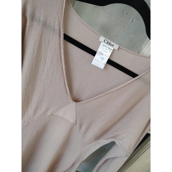 Chloe V-Neck Sweater in powder pink - Picture 3 of 15